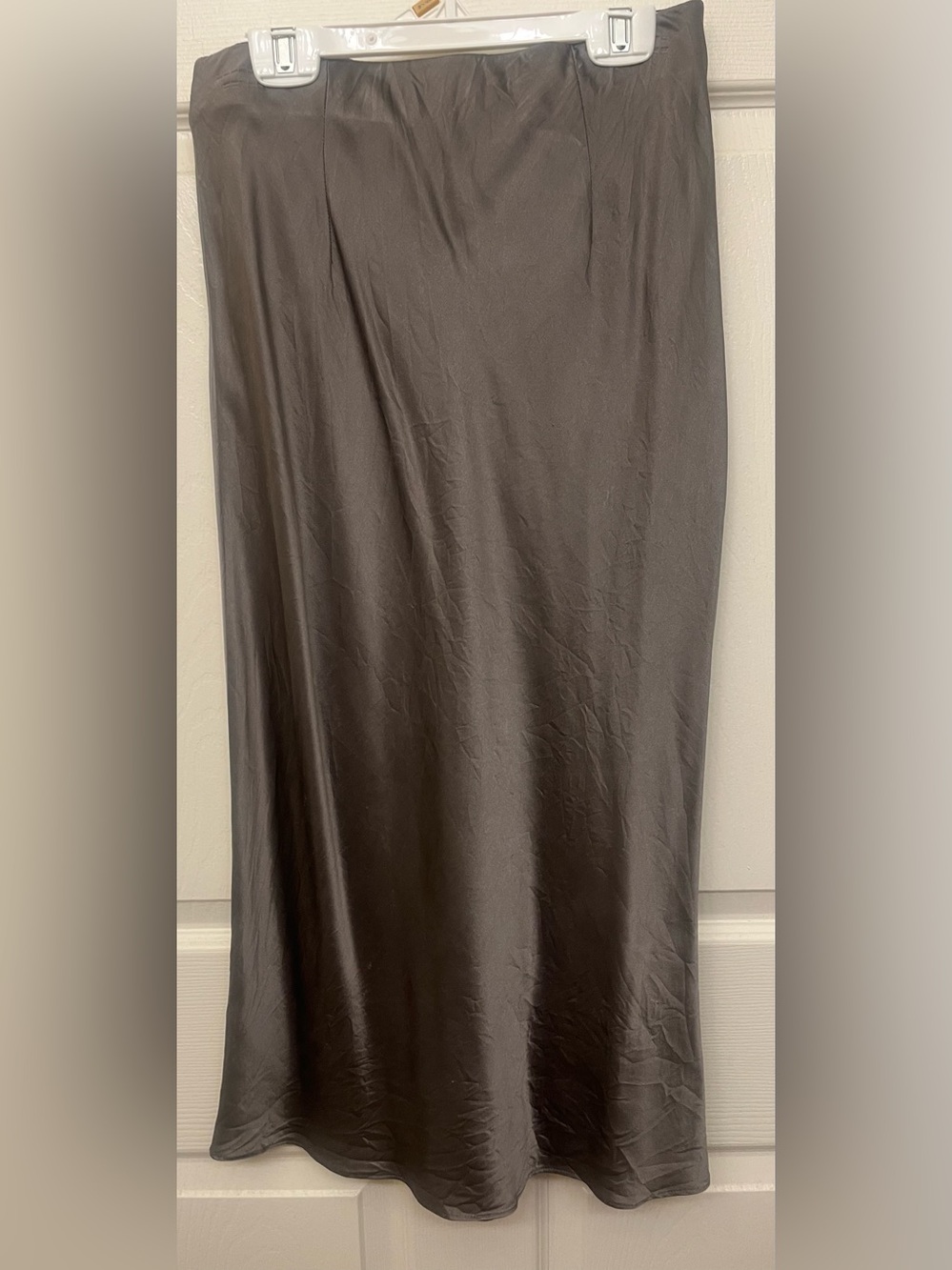 Quince 100% Washable Silk Midi Skirt - Picture 7 of 7